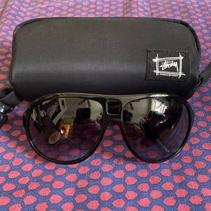 Stussy Men’s Aviator Shades Black